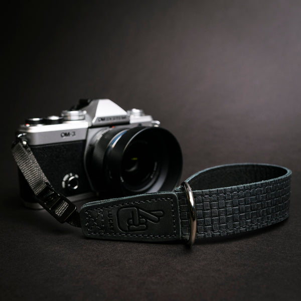 Deluxe 45 Stealth Black LTD