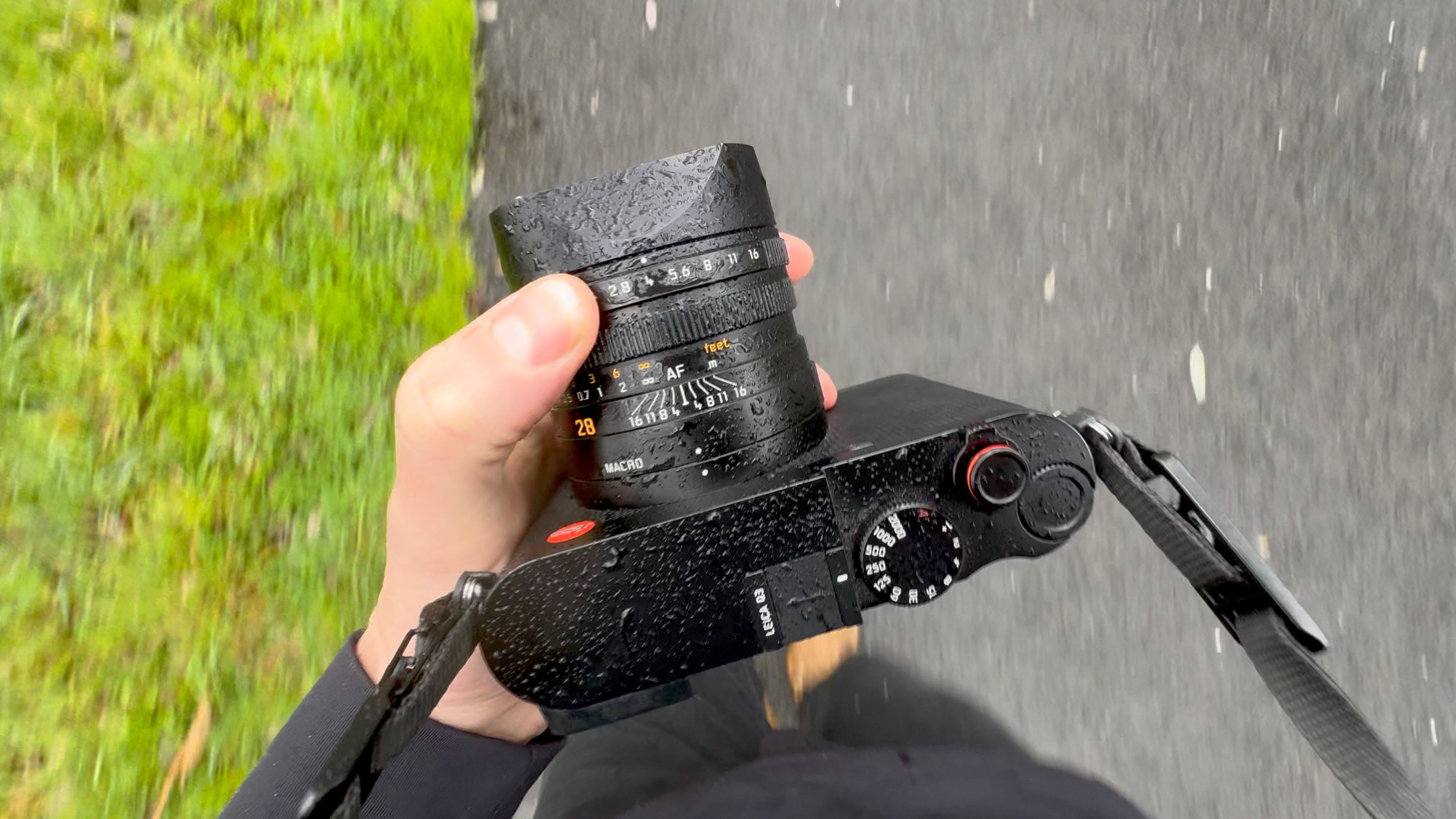 Rainy Outdoor Photo Adventure with the Leica Q3