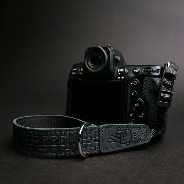 Deluxe 45 Stealth Black LTD
