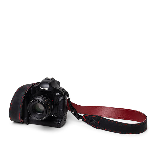 Classic 40 Camera Strap - Vintage Black/Wine