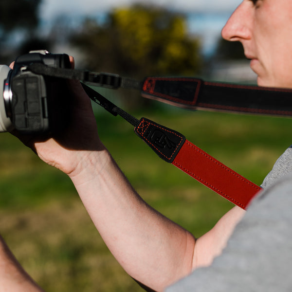 Classic 40 Camera Strap - Vintage Black/Wine