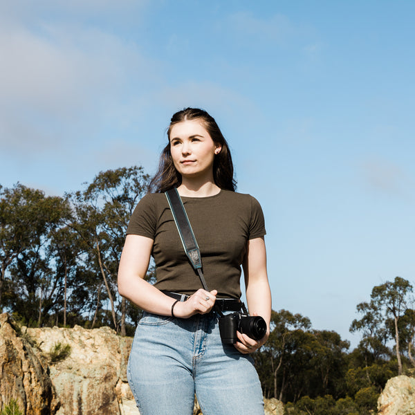 Deluxe 45 Padded Camera Strap - Black/Teal Leather