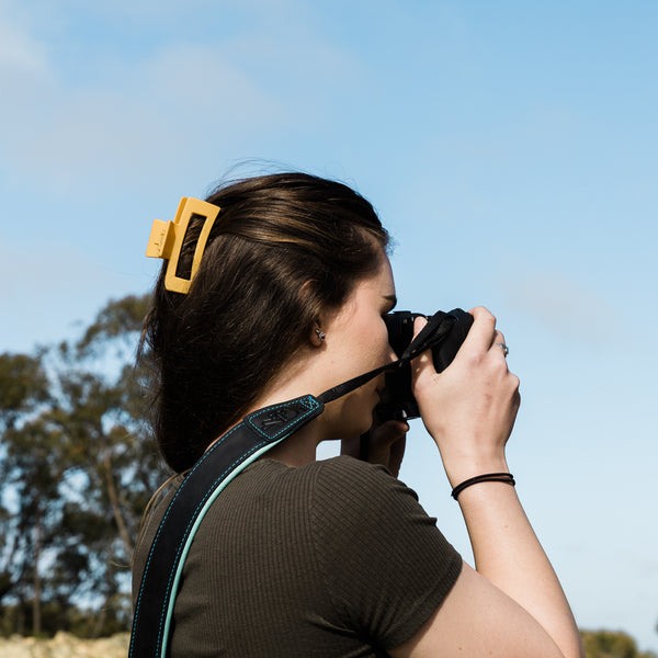 Deluxe 45 Padded Camera Strap - Black/Teal Leather