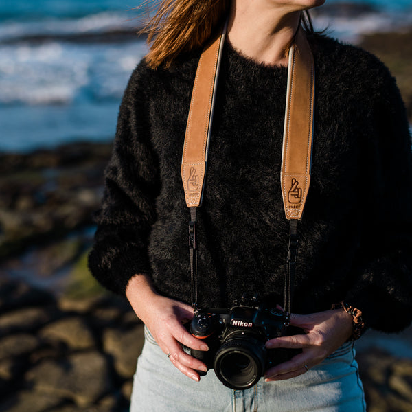 Deluxe 45 Padded Leather Camera Strap