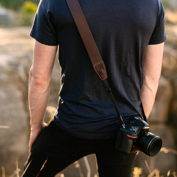 Lucky Straps Simple 40 Quick Release Rapid Camera Sling in Cognac Brown Leather